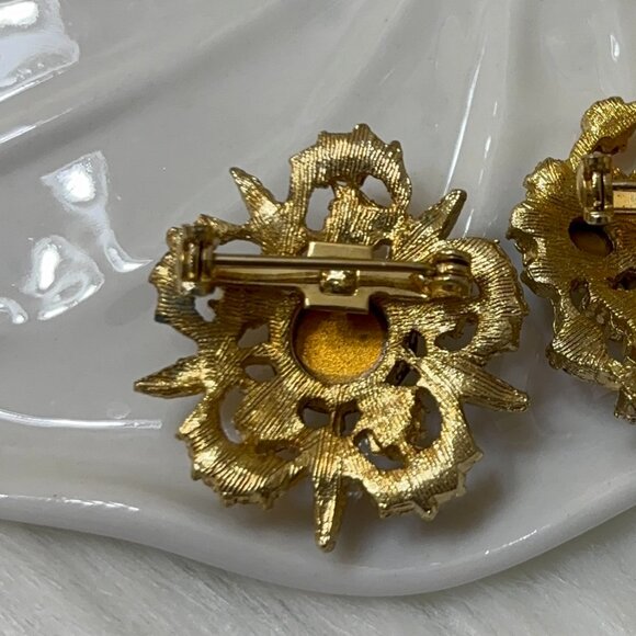 MOONSTONE & MULTI-COLORED RHINESTONE BROOCH PAIR - Picture 6 of 7